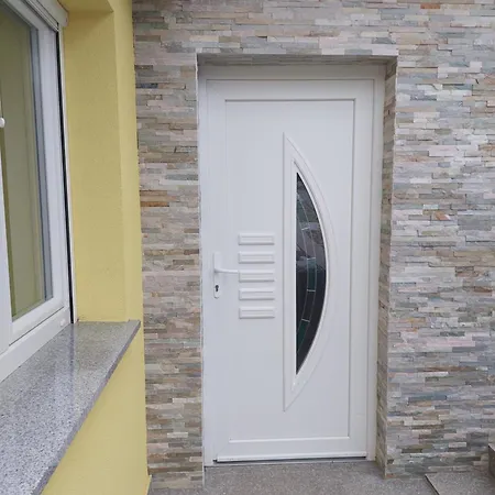 Mirjana 2 Apartman *